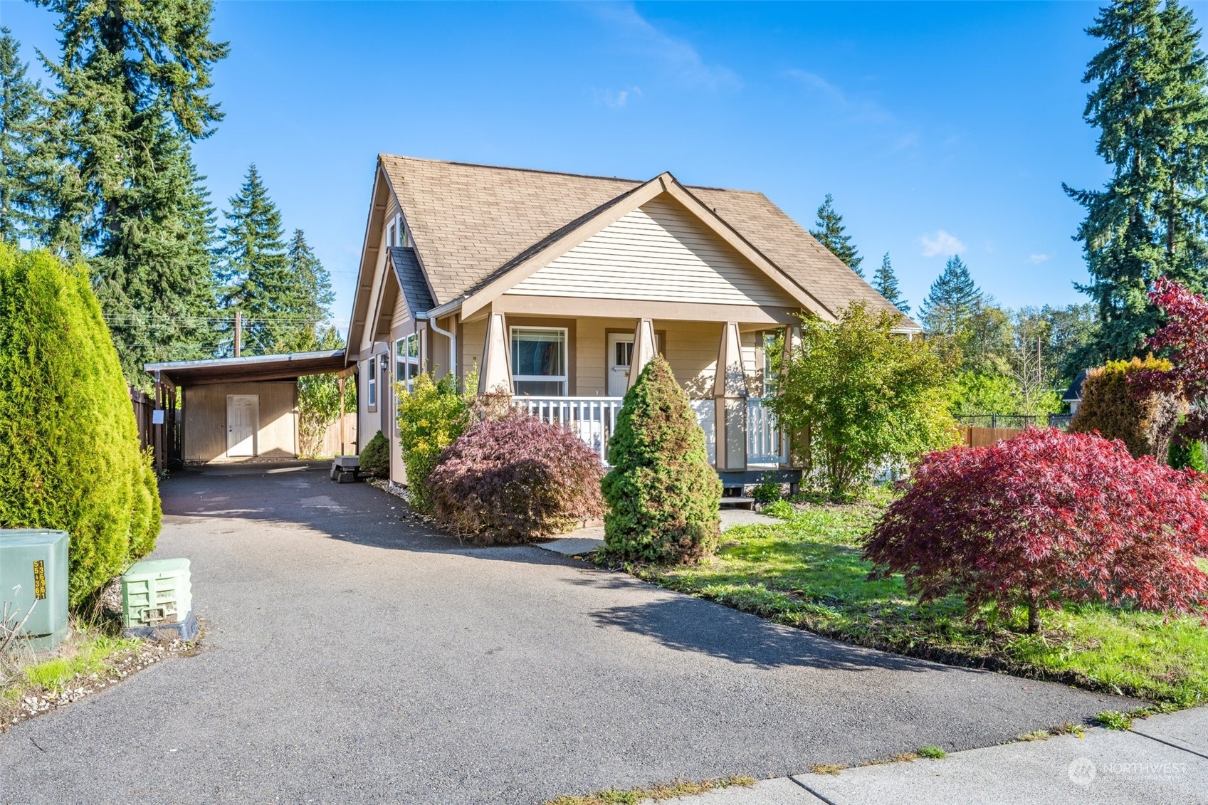 20122 Shamon Court Southwest Centralia, WA 98531 - Photo 2 of 40 a view of a house with a small yard and potted plants