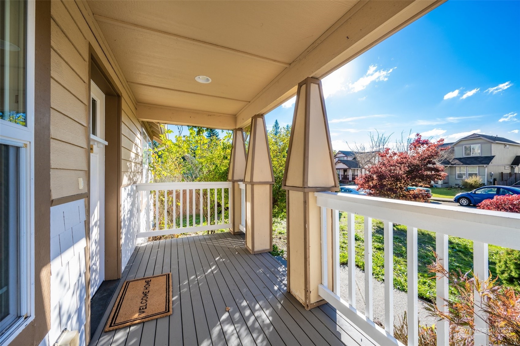 20122 Shamon Court Southwest Centralia, WA 98531 - Photo 5 of 40 a view of a porch with wooden floor