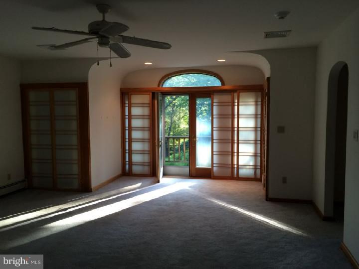 1042 Sorrel Road Huntingdon Valley, PA 19006 - Photo 14 of 25 Gallery Image 14