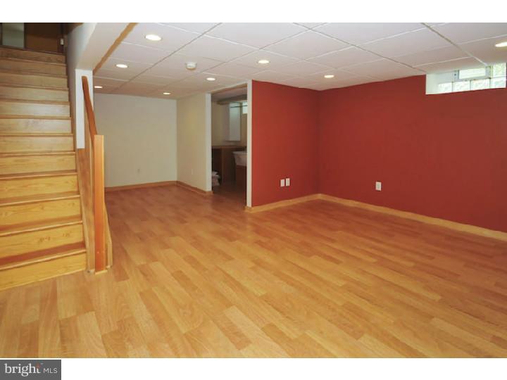 1042 Sorrel Road Huntingdon Valley, PA 19006 - Photo 18 of 25 Gallery Image 18