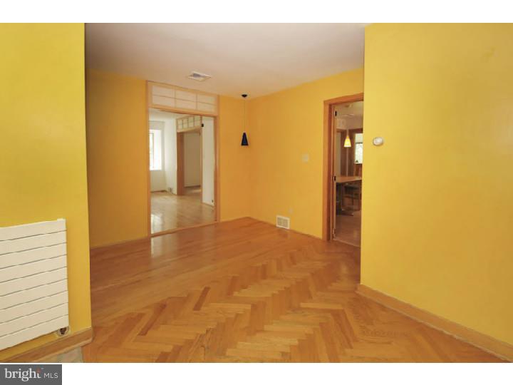 1042 Sorrel Road Huntingdon Valley, PA 19006 - Photo 4 of 25 Gallery Image 4