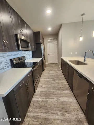 $1,999 | 5550 East Deer Valley Drive, Unit 2M, Phoenix, AZ 85054