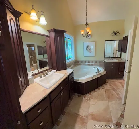 $925,000 | 212 Hook Lane, Camdenton, MO 65020