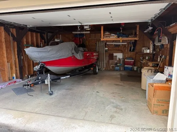 $925,000 | 212 Hook Lane, Camdenton, MO 65020