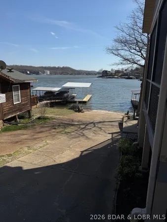 $925,000 | 212 Hook Lane, Camdenton, MO 65020
