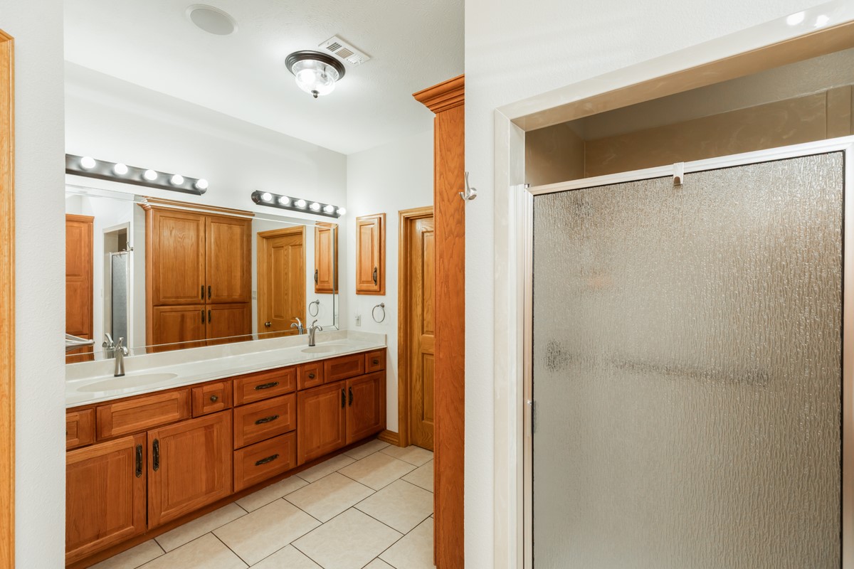 114 Holmes Road Lumberton, TX 77657 - Photo 19 of 35