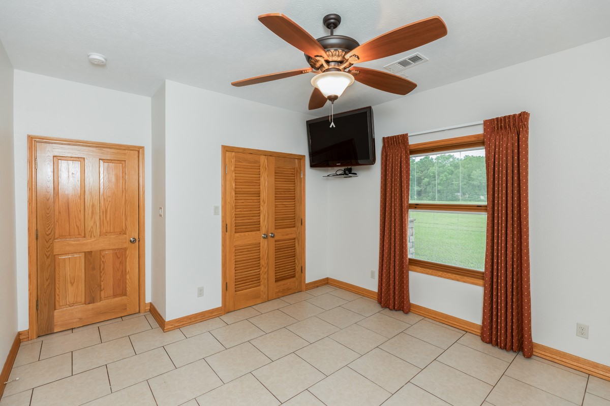 114 Holmes Road Lumberton, TX 77657 - Photo 23 of 35