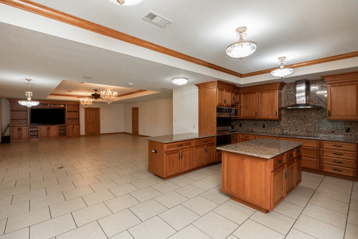 114 Holmes Road Lumberton, TX 77657 - Photo 10 of 35