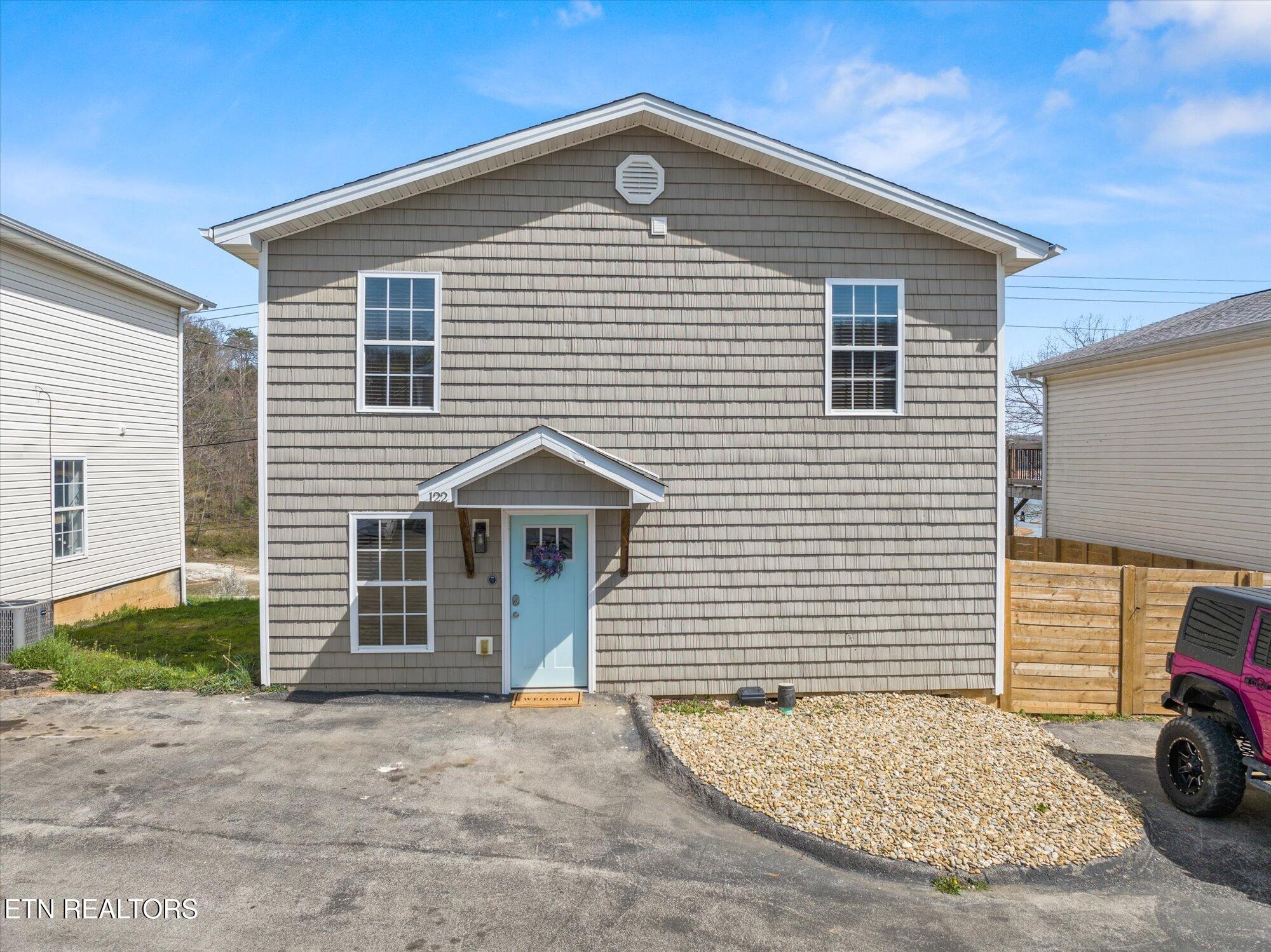 122 Roberts Ridge Rutledge, TN 37861 - Photo 2 of 33 02-122-Roberts-Ridge-Rutledge-TN-2