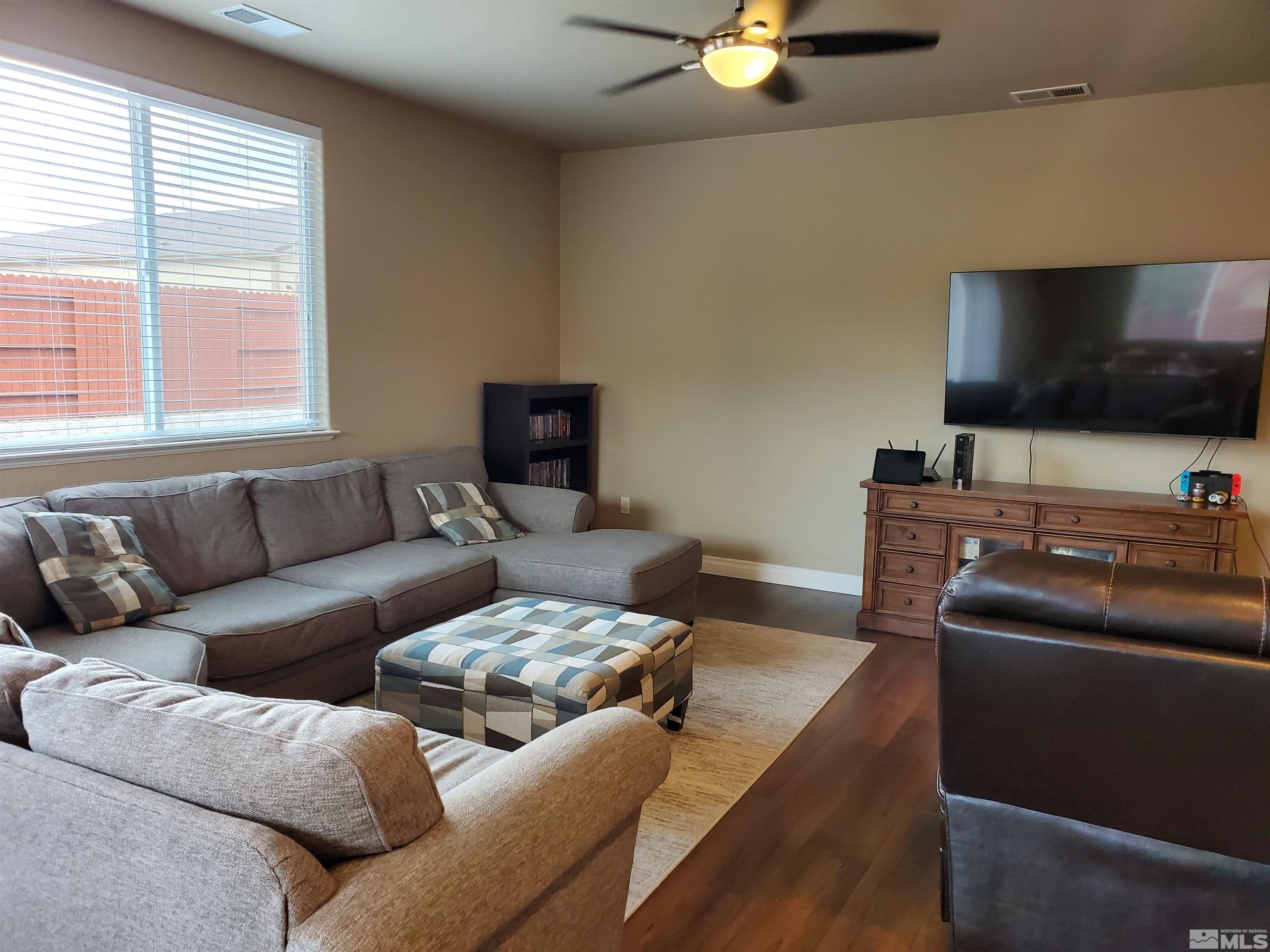 18639 Haskell Peak Court Reno, NV 89508 - Photo 11 of 27 Photo 11