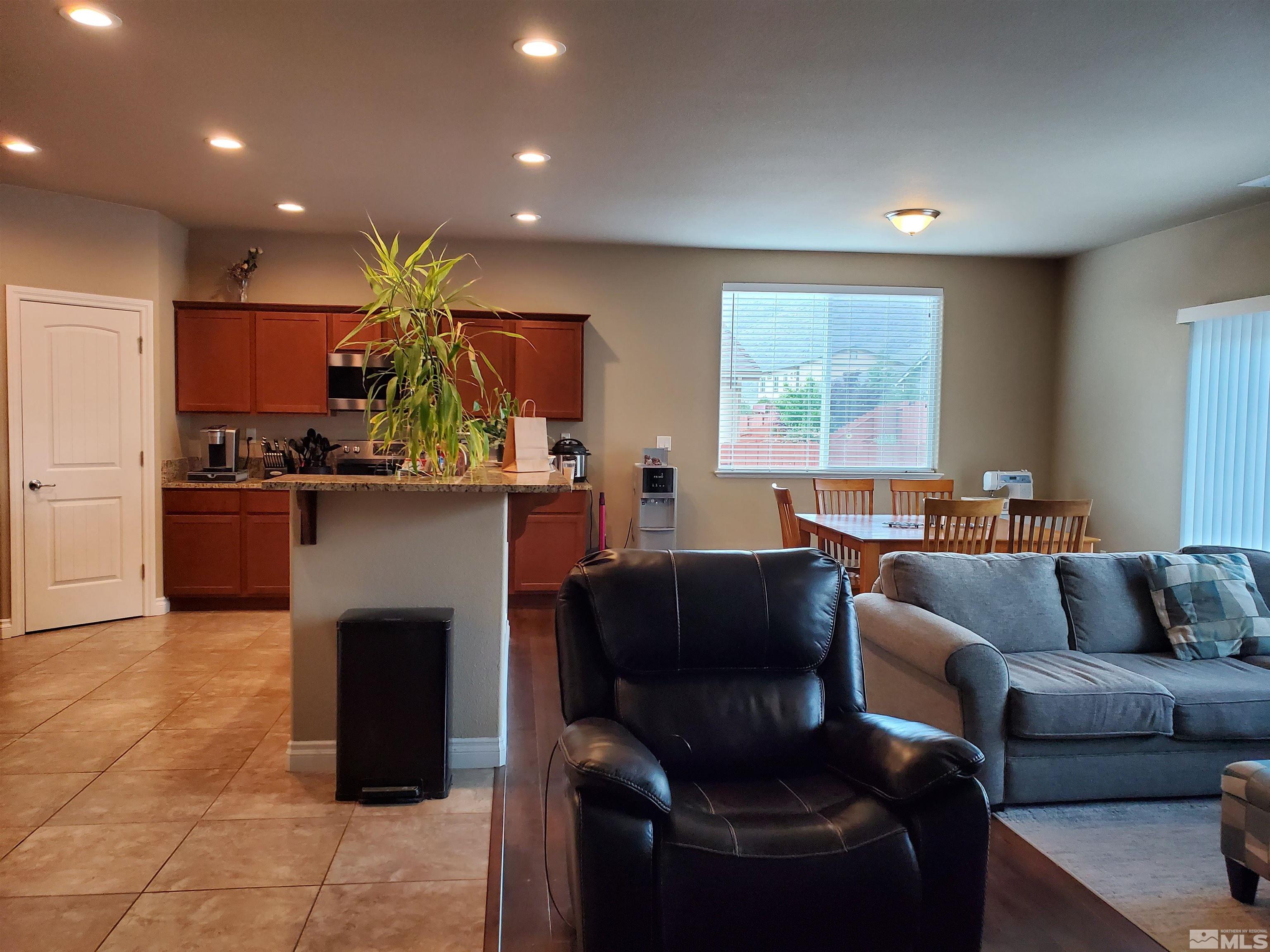 18639 Haskell Peak Court Reno, NV 89508 - Photo 7 of 27 Photo 7