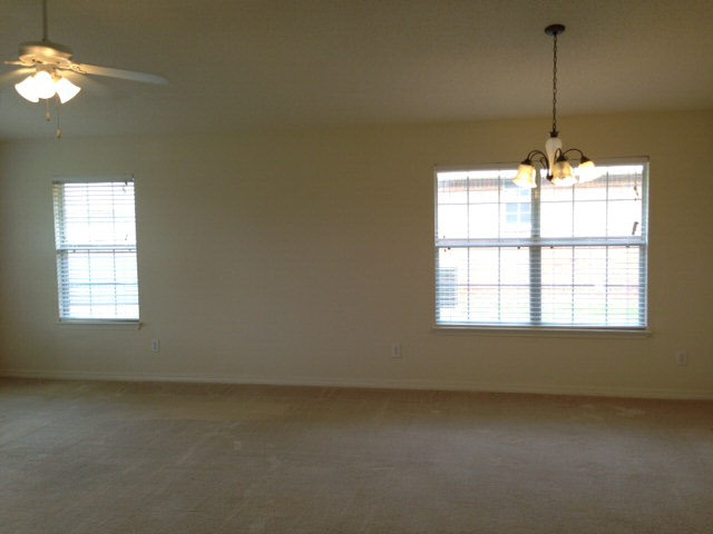 16227 Mansion Street Foley, AL 36535 - Photo 8 of 8 Living/Dining