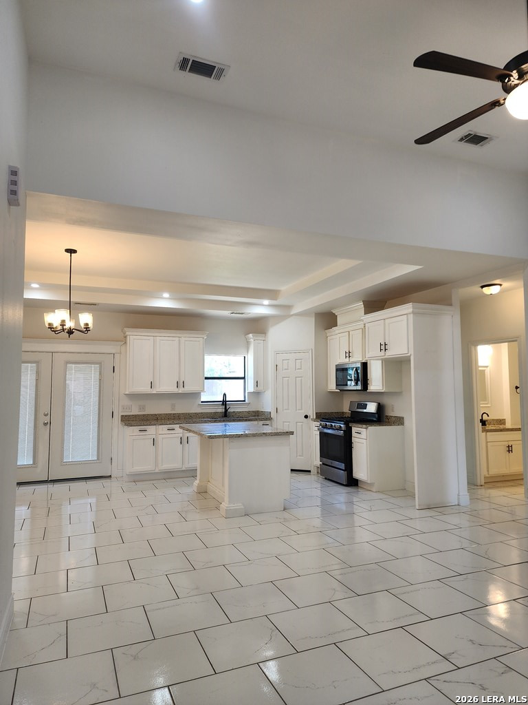736 Trinity Street Eagle Pass, TX 78852 - Photo 6 of 34