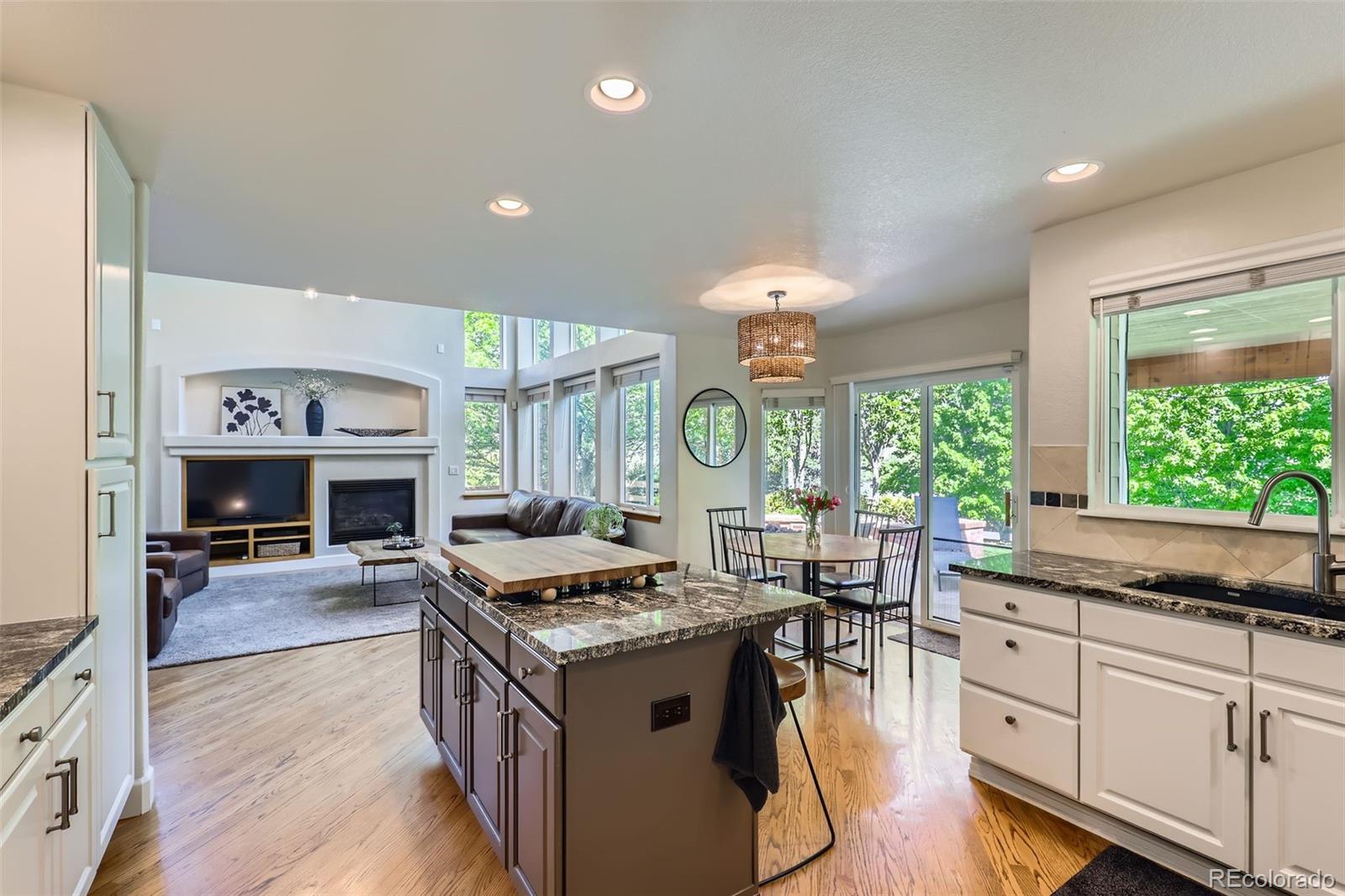 6366 Umber Circle Arvada, CO 80403 - Photo 9 of 32