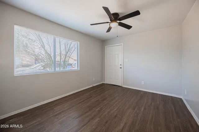 $1,095 | 2443 East Mobile Lane, Unit 102, Phoenix, AZ 85040