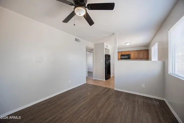 $1,095 | 2443 East Mobile Lane, Unit 102, Phoenix, AZ 85040