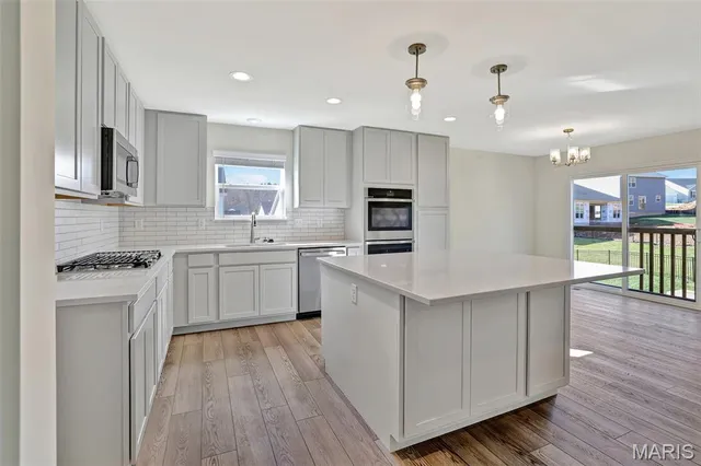 $391,946 | 3045 Yellow Birch Court, Imperial, MO 63052