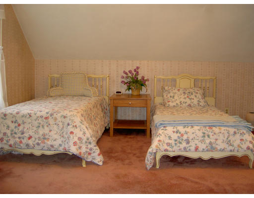86 Prentice Street Waltham, MA 02451 - Photo 6 of 13 Gallery Image 6