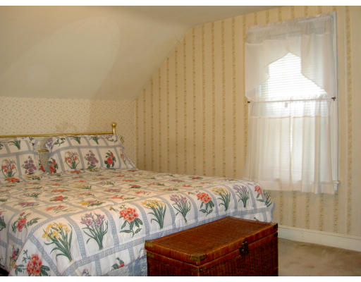 86 Prentice Street Waltham, MA 02451 - Photo 9 of 13 Gallery Image 9