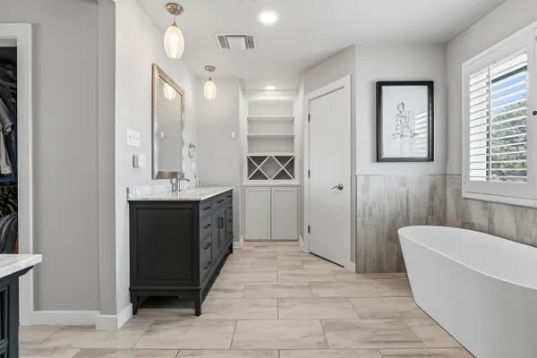 $695,000 | 4628 94th Street, Lubbock, TX 79424