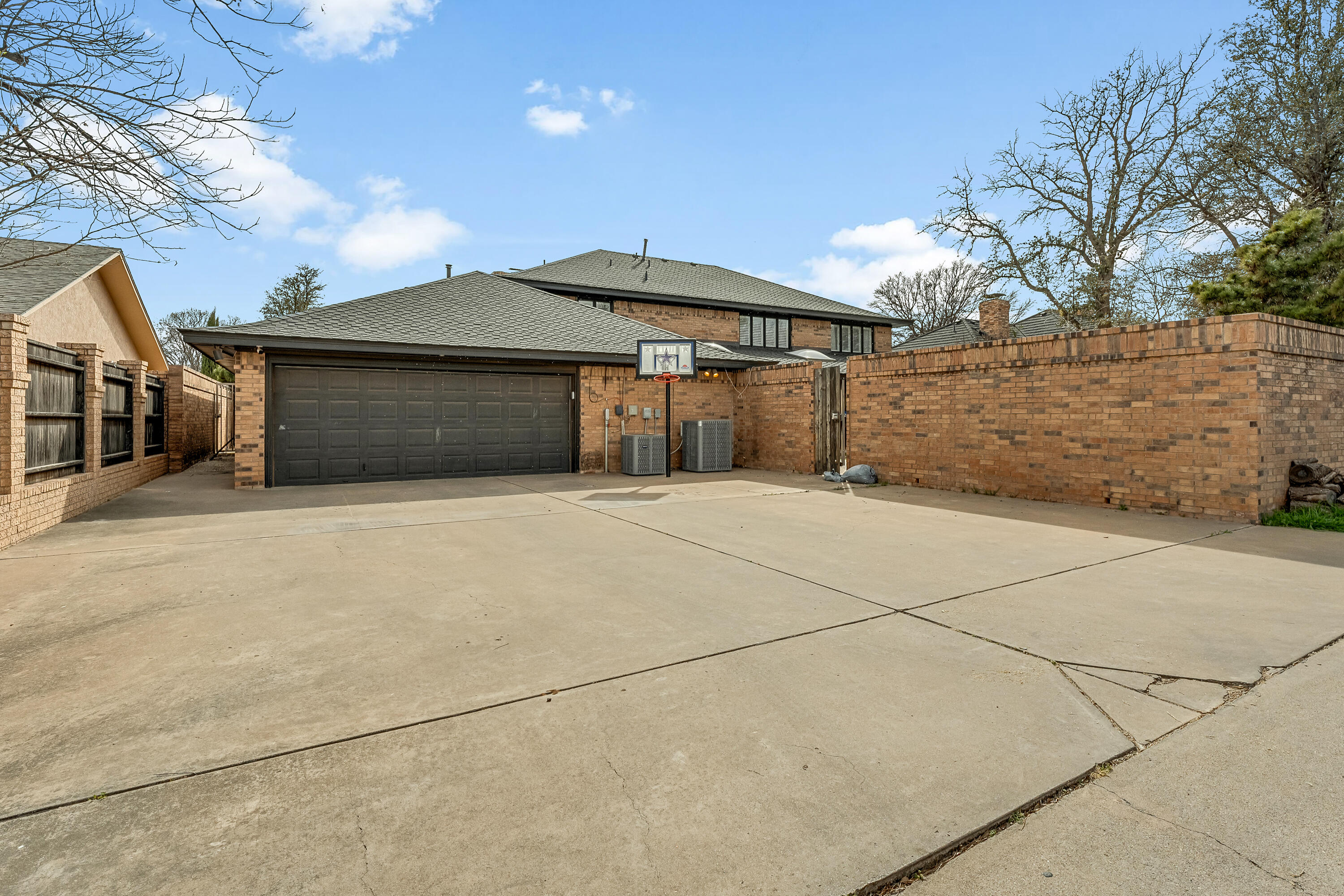 4628 94th Street Lubbock, TX 79424 - Photo 39 of 41 a front view of a house