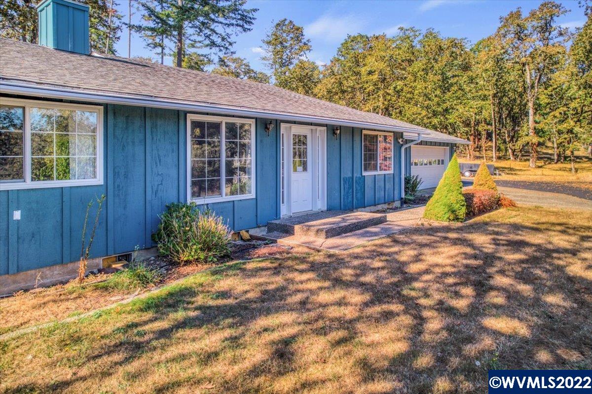 30864 Pineway Road Lebanon, OR 97355 - Photo 3 of 40 Gallery Image 3