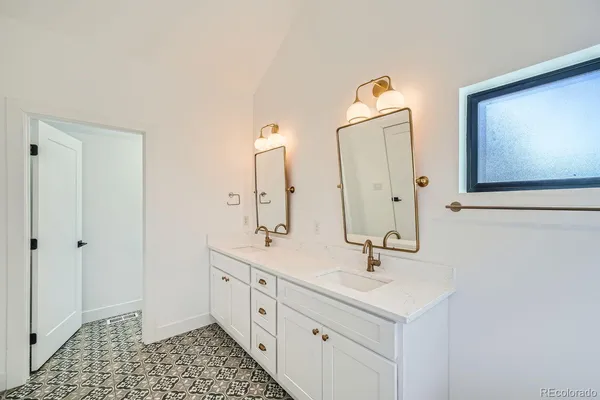 $700,000 | 1405 Yates Street, Denver, CO 80204
