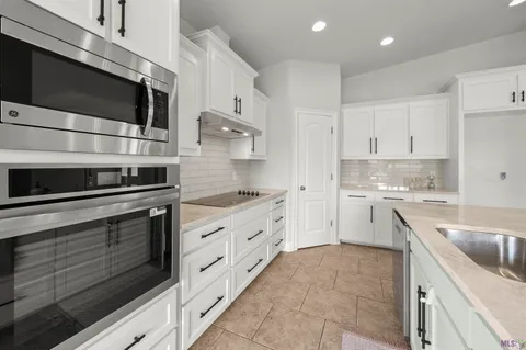 $495,000 | 41133 Clearwater Avenue, Gonzales, LA 70737