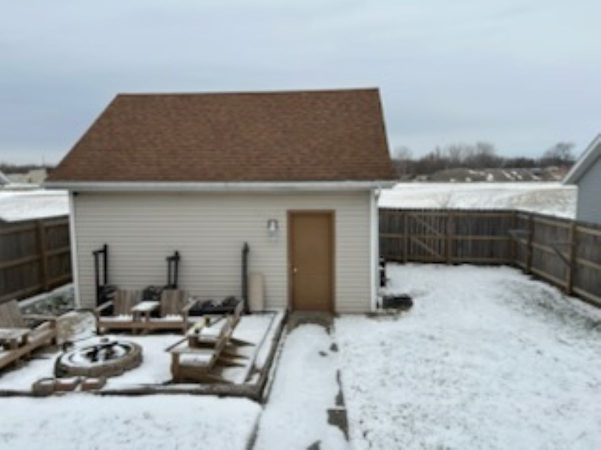 711 Prospect Street Kirkland, IL 60146 - Photo 18 of 23 a view of a terrace