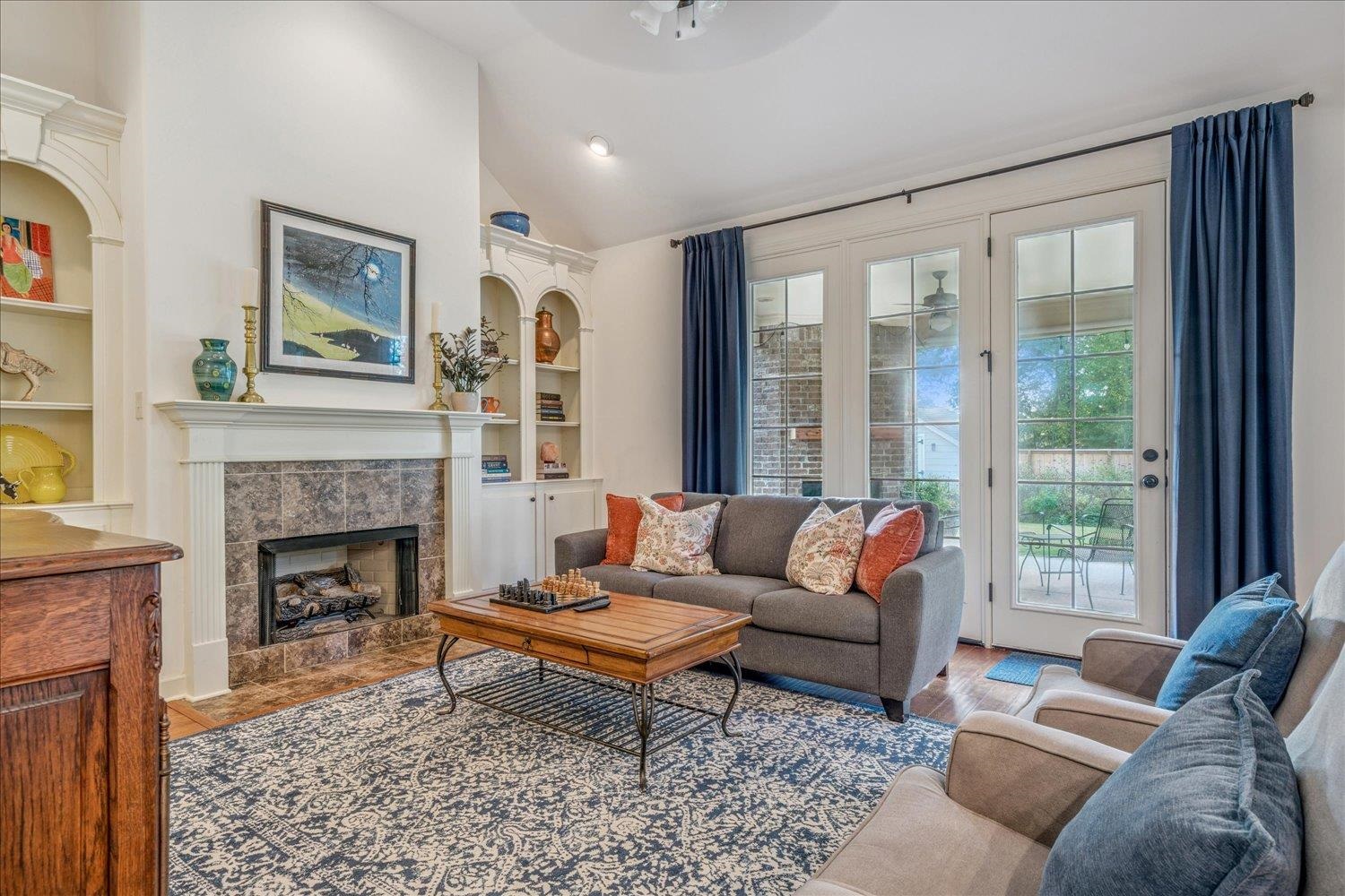 1349 Beautiful Place Collierville, TN 38017 - Photo 25 of 40 a living room with furniture and a fireplace