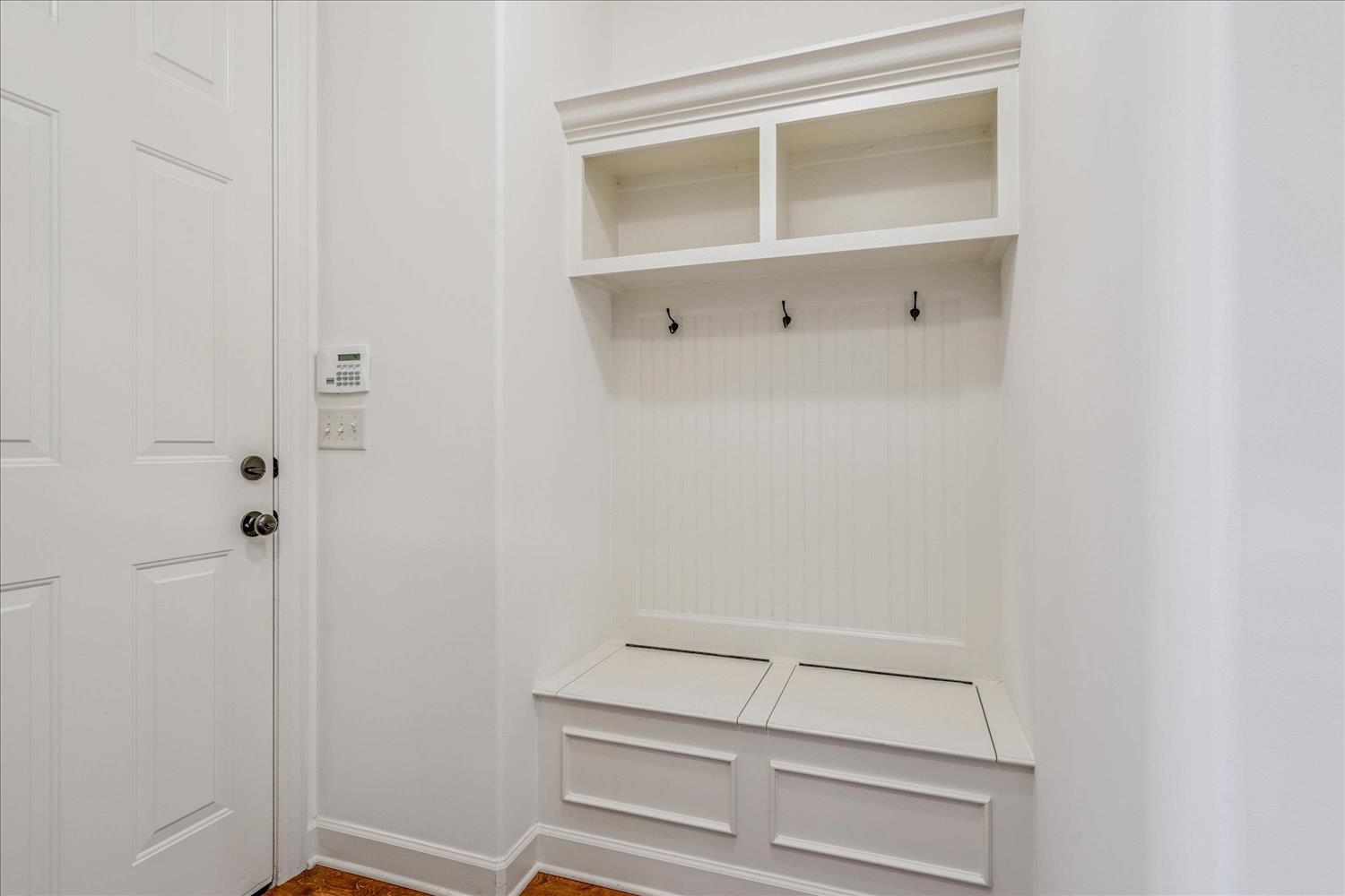 1349 Beautiful Place Collierville, TN 38017 - Photo 27 of 40 a view of an empty walk in closet