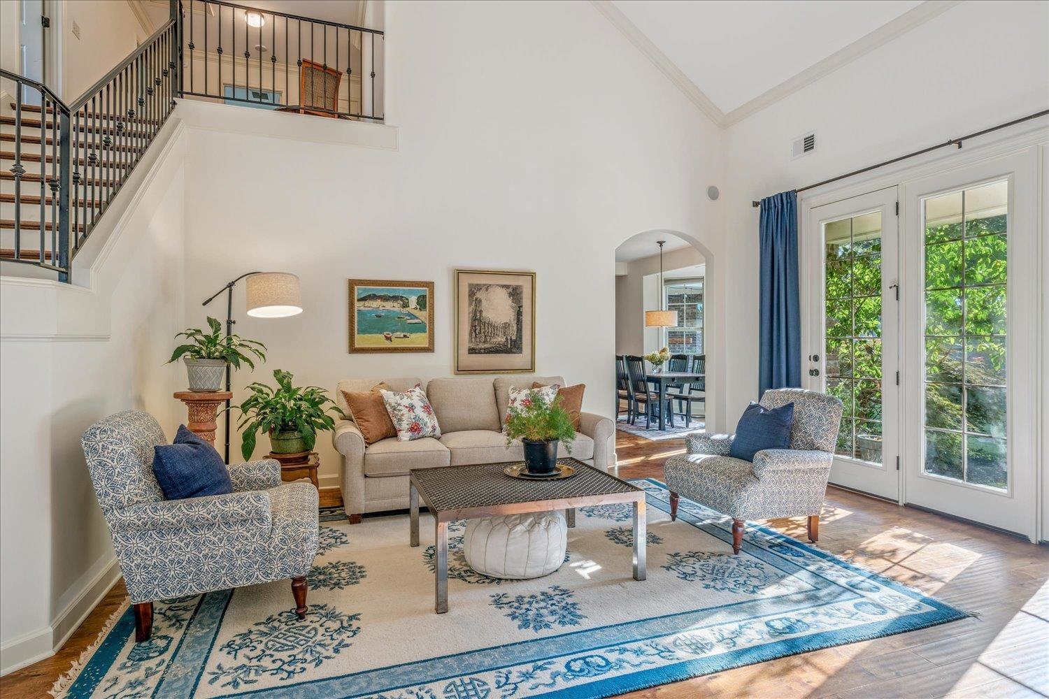 1349 Beautiful Place Collierville, TN 38017 - Photo 32 of 40 a living room with furniture and a rug