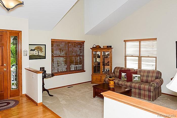 9952 South Spring Hill Place Highlands Ranch, CO 80129 - Photo 9 of 35