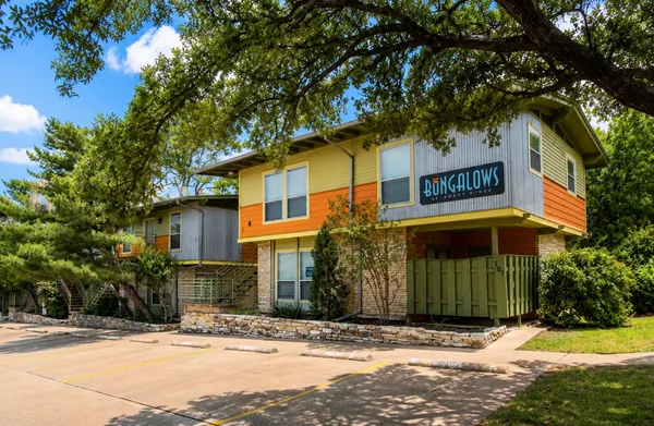 $995 | 2703 Swisher Street, Unit 206A, Austin, TX 78705