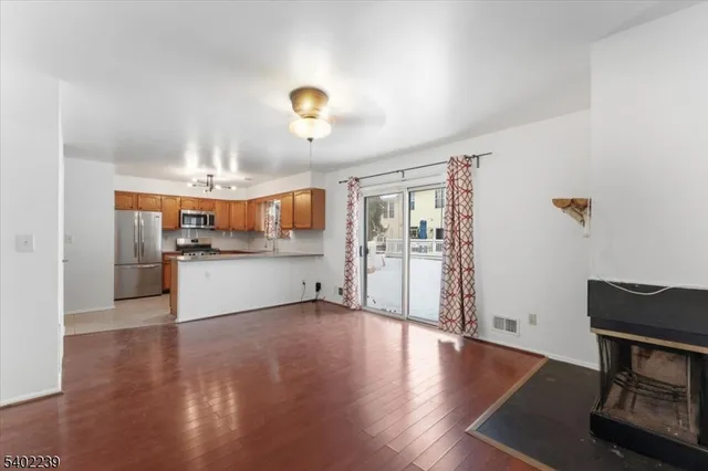 $2,950 | 226 Matlook Place, Somerset, NJ 08873