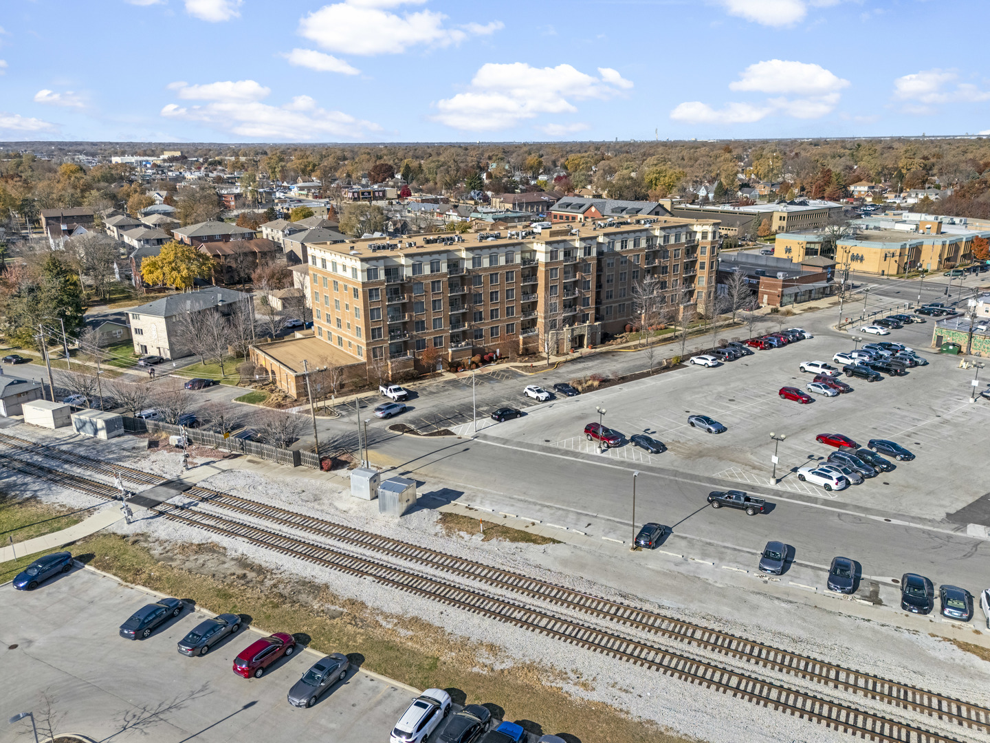 9530 Cook Avenue, Unit 211 Oak Lawn, IL 60453 - Photo 22 of 34 a view of a terrace