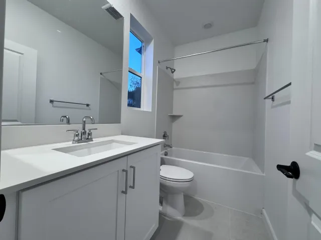 $4,400 | 12045 Sienna Lane, San Diego, CA 92128