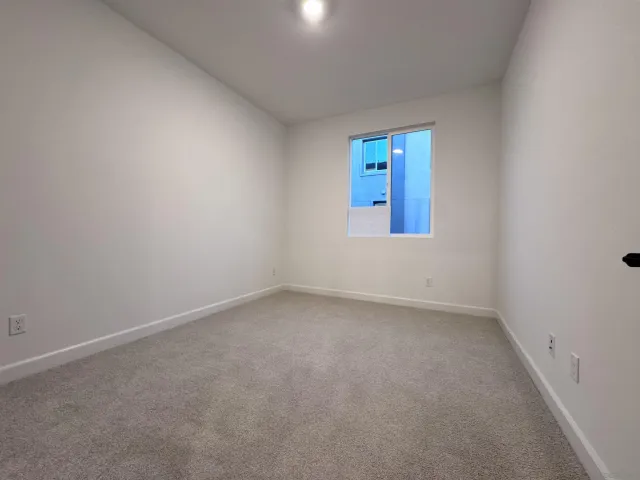 $4,400 | 12045 Sienna Lane, San Diego, CA 92128