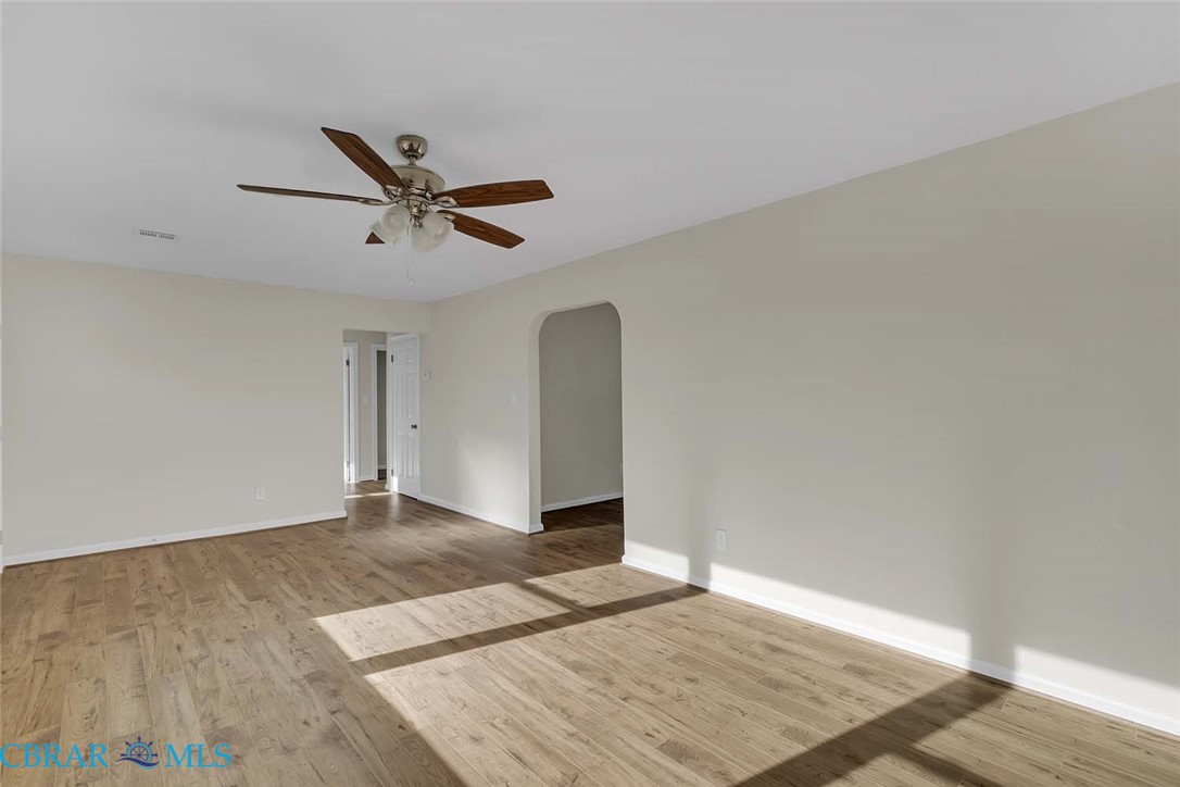353 Fox Hill Road Hampton, VA 23669 - Photo 9 of 27