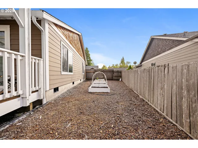 $520,000 | 1615 Pacific Ridge Lane, Hammond, OR 97121