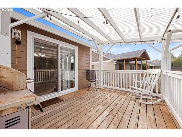 $520,000 | 1615 Pacific Ridge Lane, Hammond, OR 97121