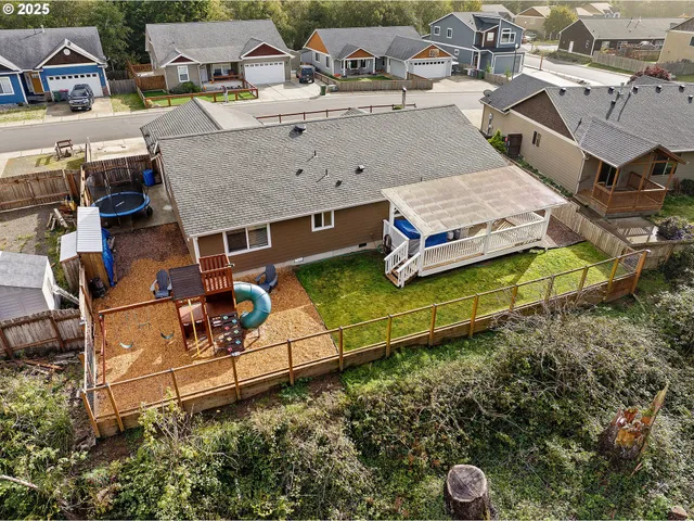 $520,000 | 1615 Pacific Ridge Lane, Hammond, OR 97121