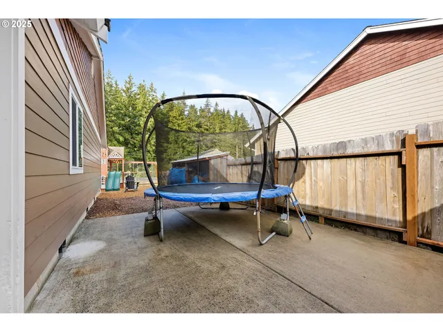 $520,000 | 1615 Pacific Ridge Lane, Hammond, OR 97121