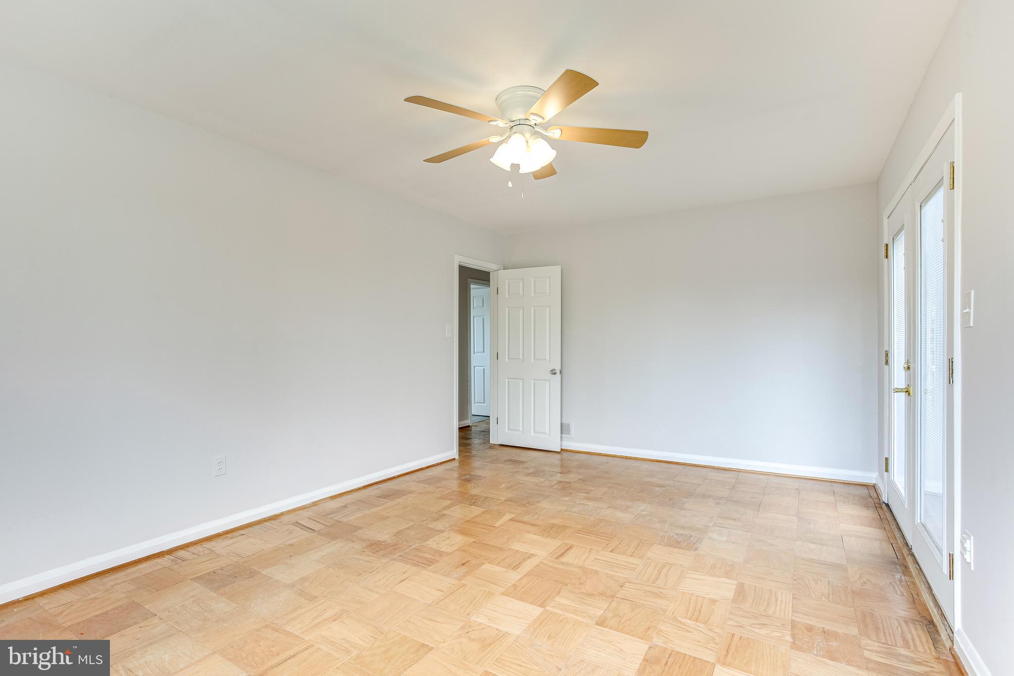 600 Olesmont Road Baltimore, MD 21228 - Photo 14 of 34