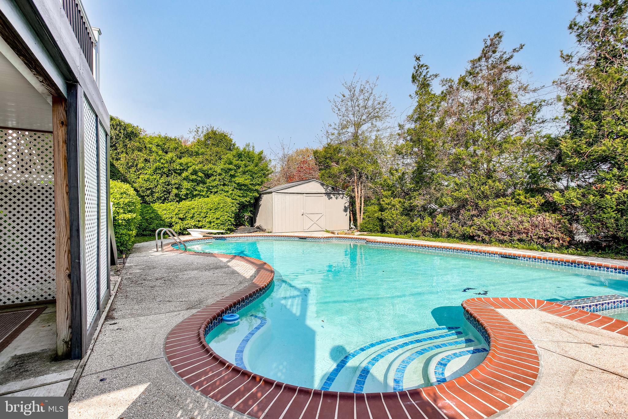 600 Olesmont Road Baltimore, MD 21228 - Photo 29 of 34