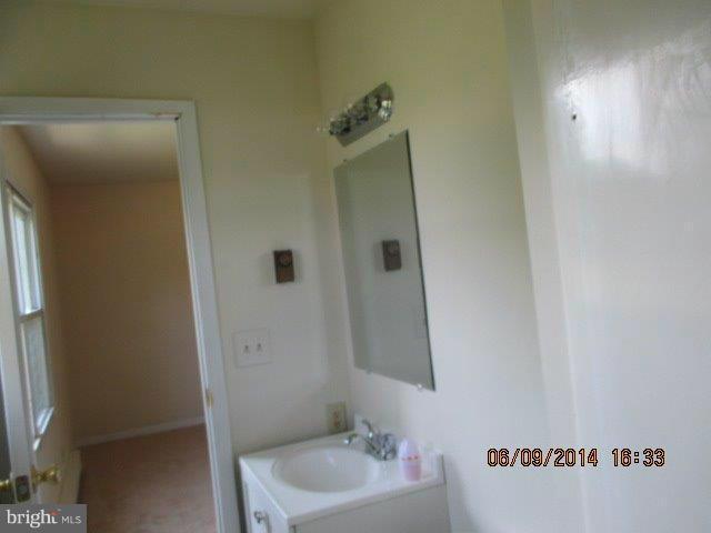 702 4th Street Crumpton, MD 21628 - Photo 8 of 13 Bath