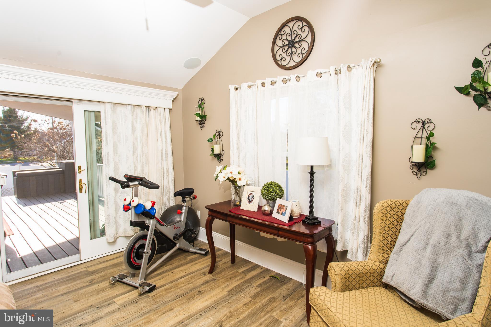 2510 Church Road Cinnaminson, NJ 08077 - Photo 11 of 29 Family room leading to deck
