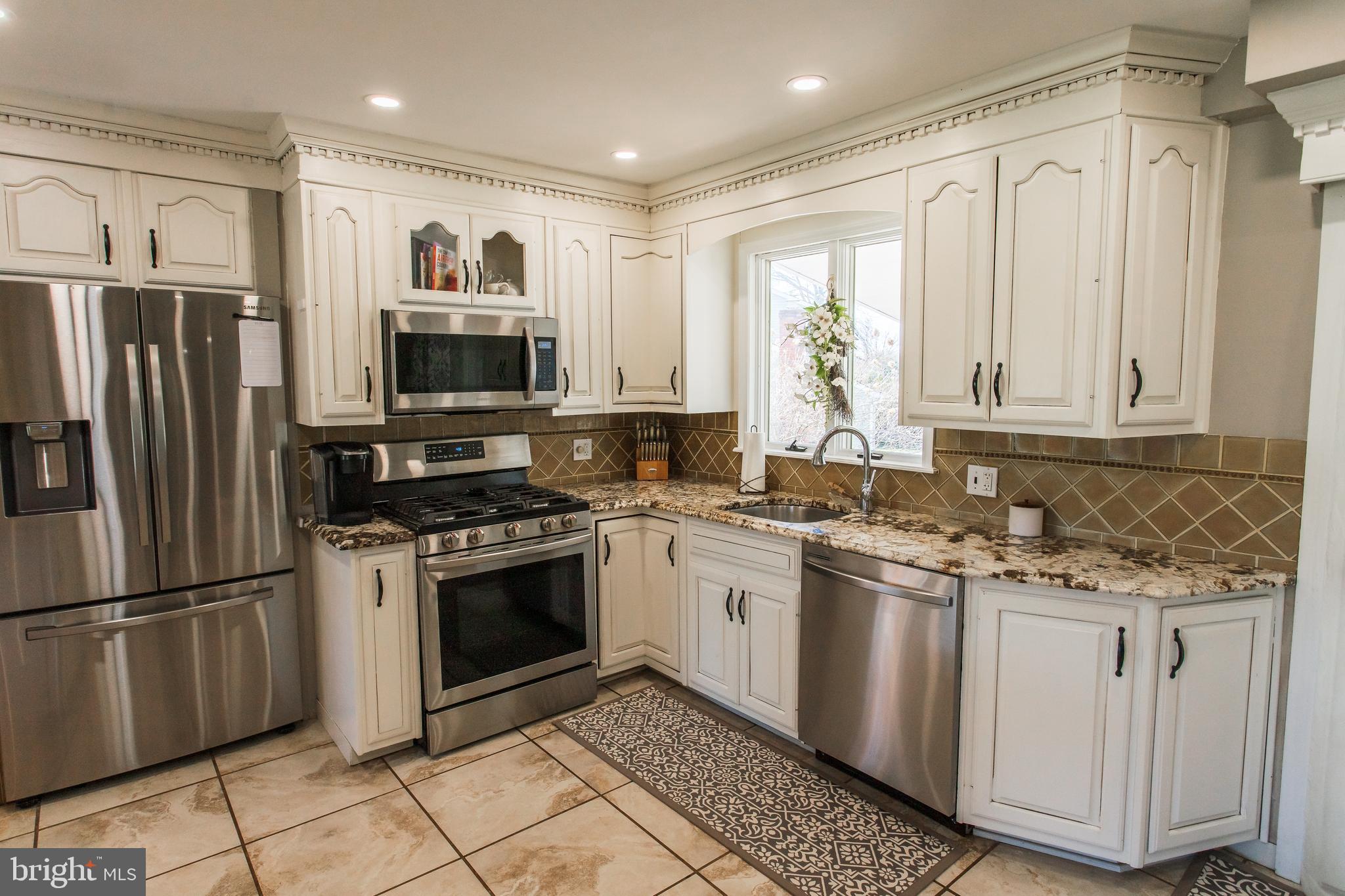 2510 Church Road Cinnaminson, NJ 08077 - Photo 8 of 29 Kitchen