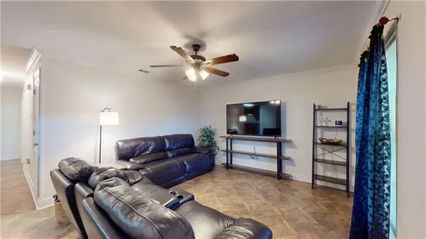 $180,000 | 561 Gardenia Street, Laplace, LA 70068