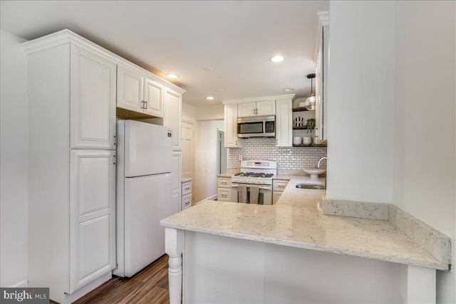 $1,095,000 | 4501 Amherst Lane, Bethesda, MD 20814